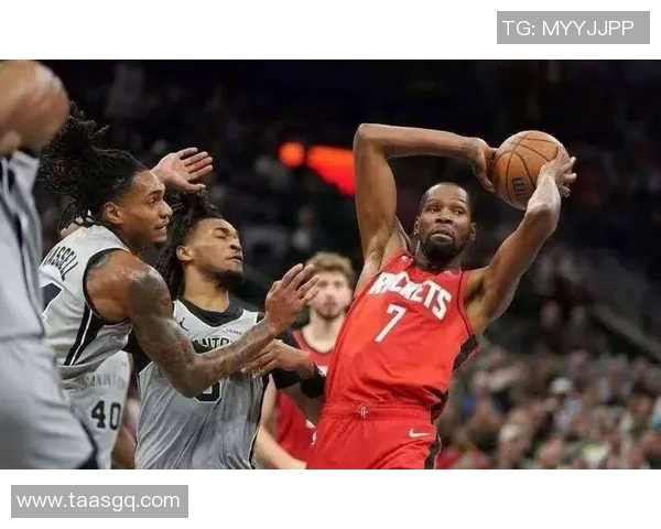 火箭主力带伤上场，助球队逆转胜利